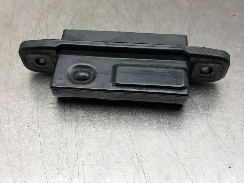 COMMUTATEUR OUVERTURE DE COFFRE Toyota Verso S, Kundenbetreuung@toyota.de, Toyota, Utilisé, Toyota-Allee 2
50858  Köln, DE