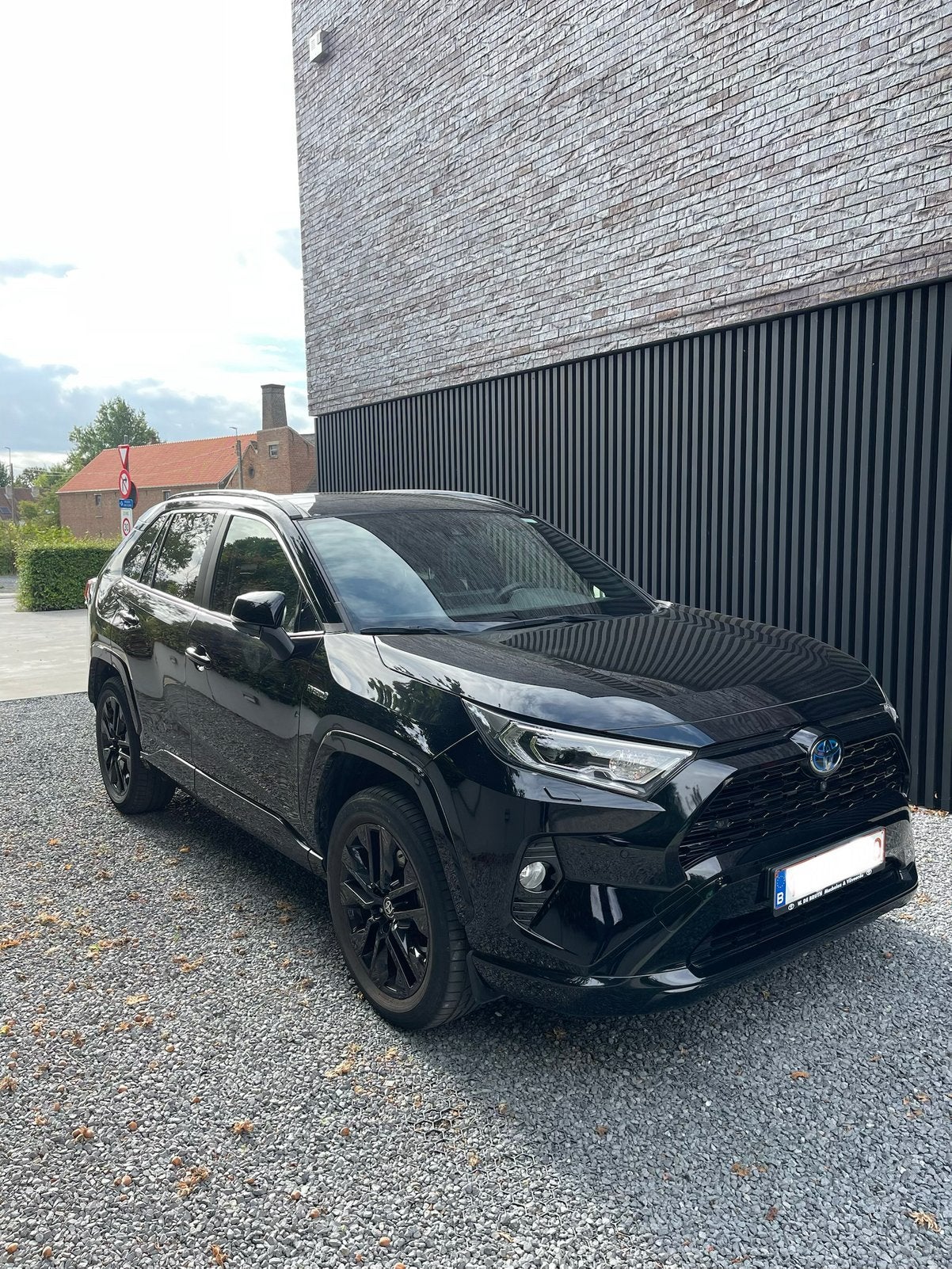 Toyota Rav 4 2.5 Hybrid Black Edition 22.000 km, Zwart, Hybride Elektrisch/Benzine, Toyota, SUV of Terreinwagen