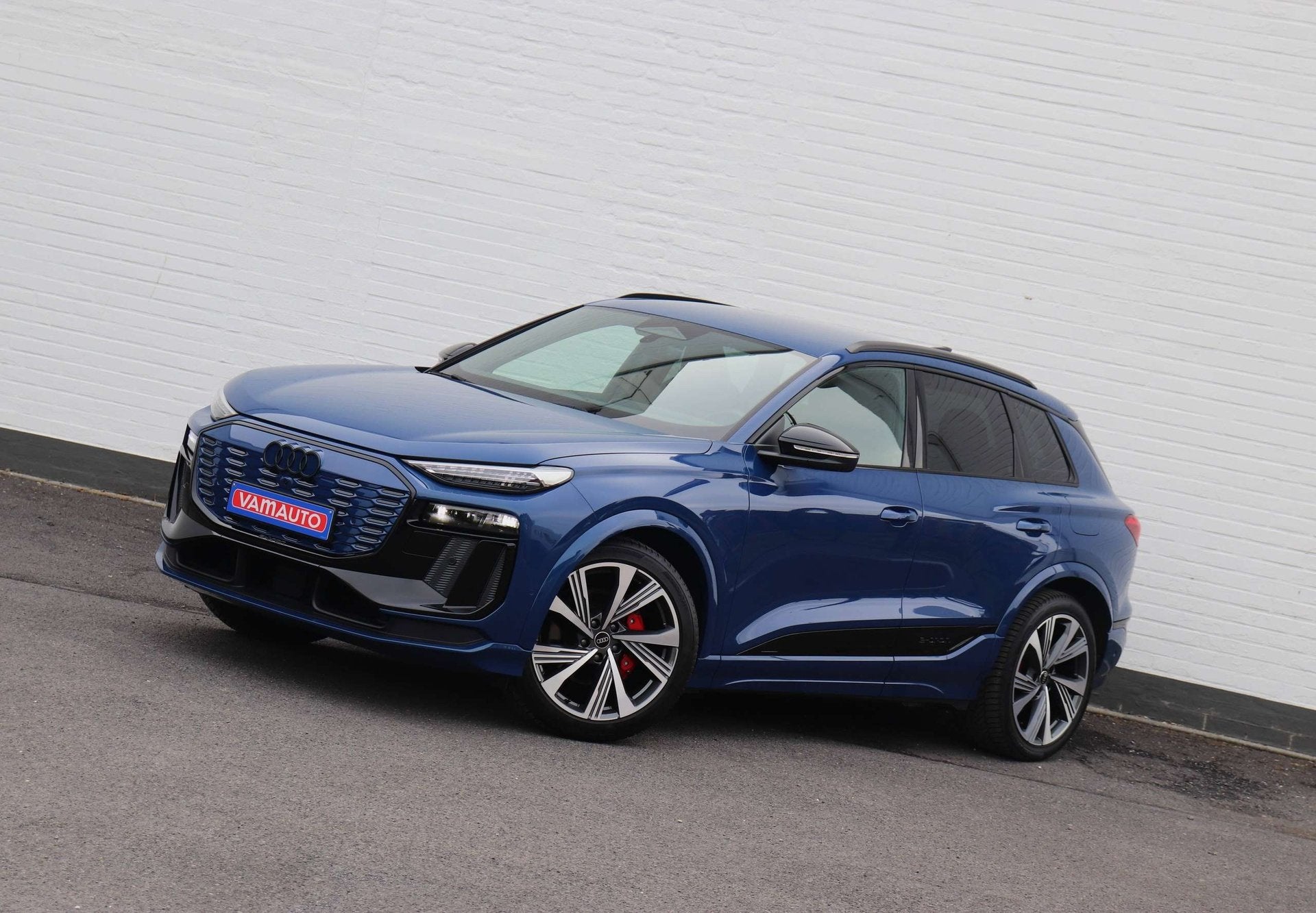 Audi Q6 e-tron 100 kWh 50 Performance S-line - Shadow+/Blind, Auto's, Automaat, Dealer onderhouden, Gebruikt, Traction-control