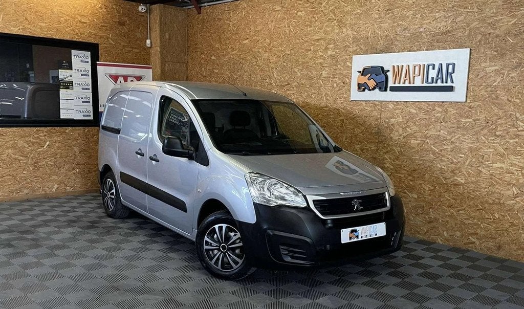 Peugeot Partner 1.6 hdi Utilitaire tollé eur6b * GARANTIE 1, Autos, Achat, Euro 6, Entreprise, 3 places