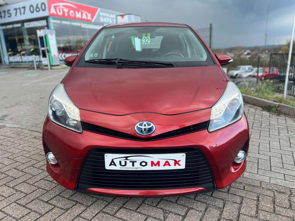 Toyota Yaris Yaris 1.5 Hybrid confort+ (automatique), Autos, Rouge, Euro 5, Achat, 1225 kg