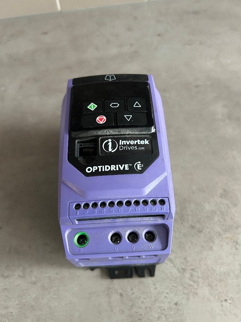 Invertek Optidrive E3 0,75kW Frequentieregelaar 230V, Ophalen of Verzenden, Gebruikt
