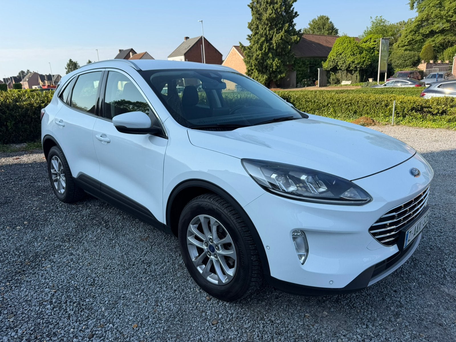 OPTIONS COMPLÈTES AUTOMATIQUES DE LA FORD KUGA 1500 TDCI, Autos, Achat, Euro 6, Carnet d'entretien, Noir