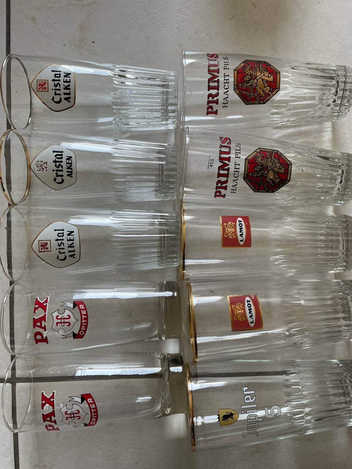 Dix verres à bière, Enlèvement ou Envoi, Comme neuf