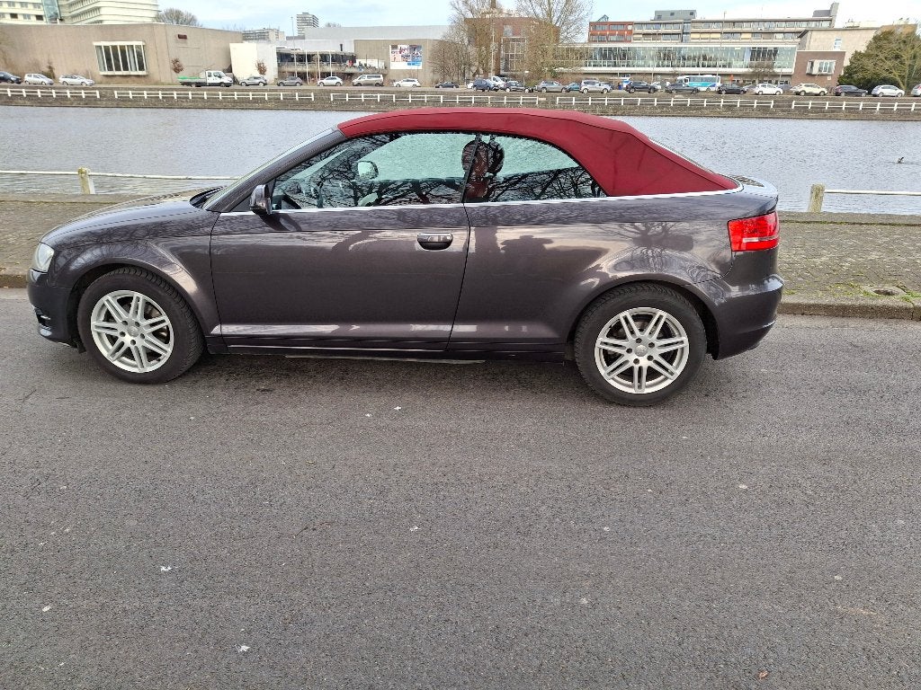 AUDI  A3. 16TDI. LICHT SCHADE  2012.   EURO 5.  CABRIOLET, Autos, Cuir, Euro 5, Cabriolet, Boîte manuelle