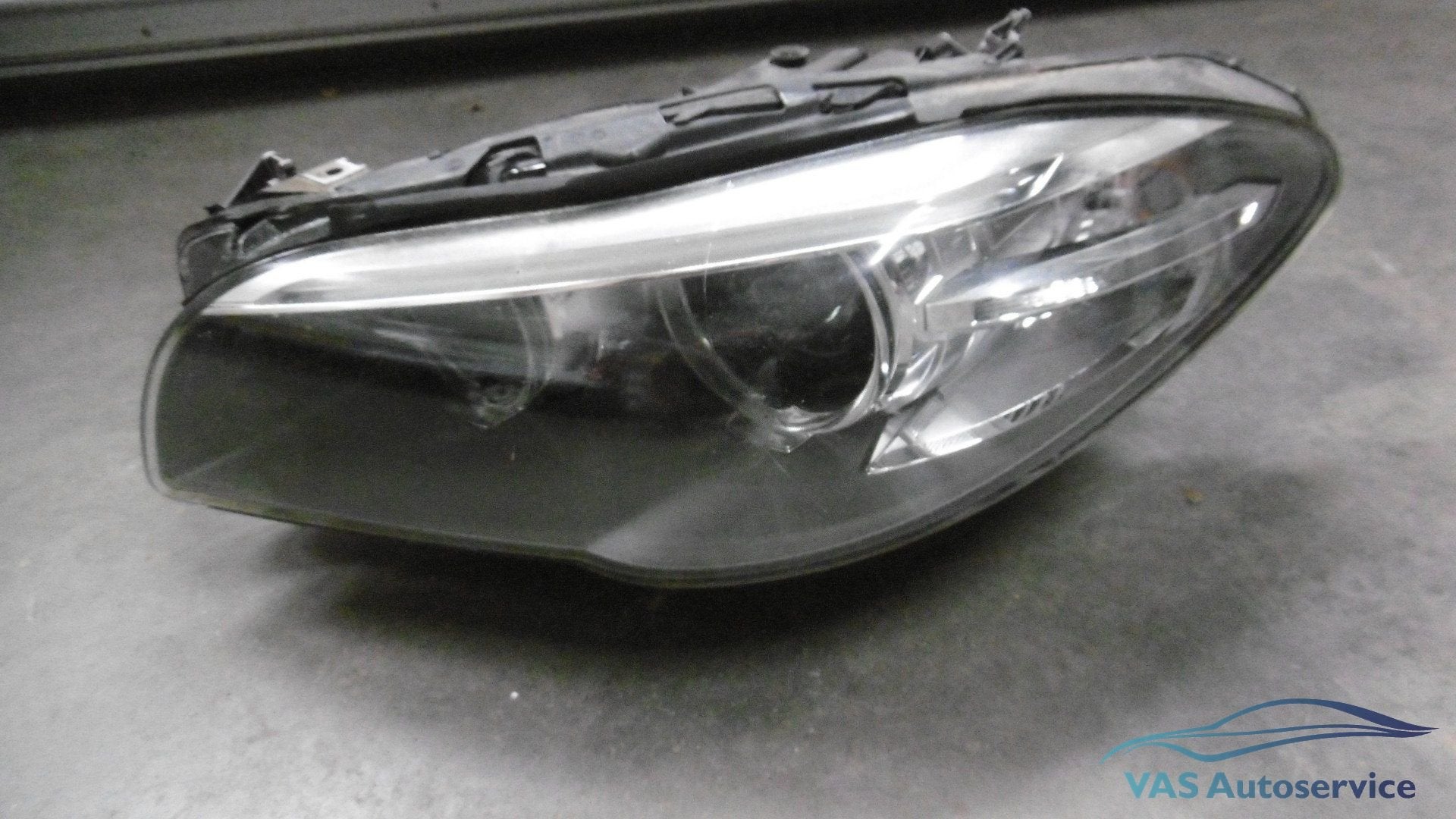 Bi-xenon  koplamp BMW 5-serie  7/2013 -  11/2016 Facelift LC, Auto-onderdelen, Gebruikt, -, Ophalen of Verzenden, -