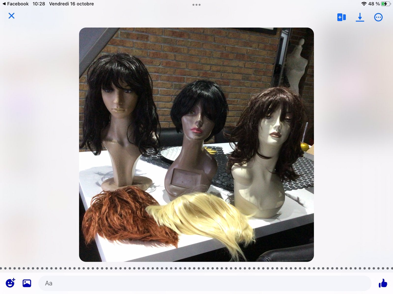 Prijs van pruiken via messenger met foto's, Ophalen of Verzenden, Zo goed als nieuw