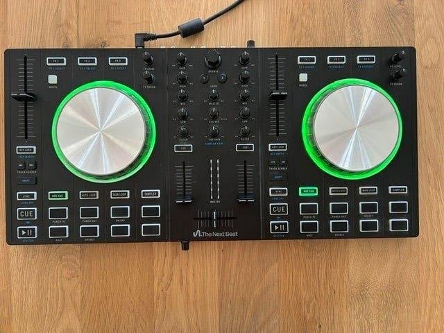 The Next Beat by Tiësto DJ-controller, Muziek en Instrumenten, Dj-sets en Draaitafels, Ophalen, Zo goed als nieuw, Dj-set, Overige merken