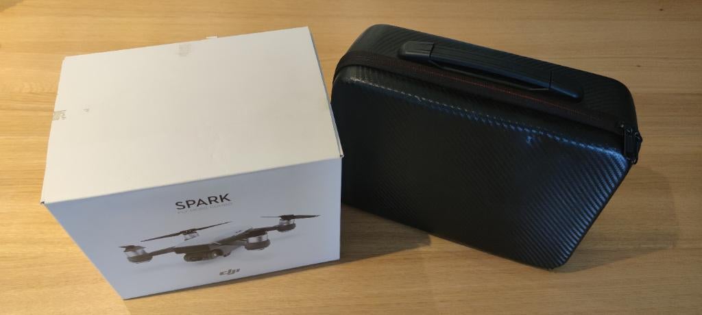 DJI Spark Fly More Combo, Enlèvement ou Envoi