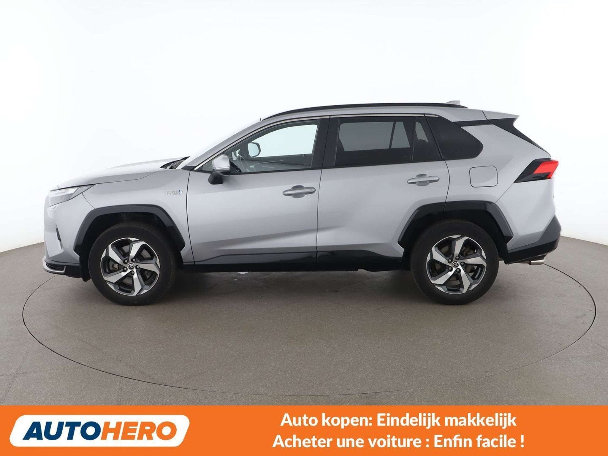 Toyota RAV4 2.5 Plug-in Hybrid 4x4 Teamplayer (bj 2024), Automaat, Stof, Gebruikt, Zwart