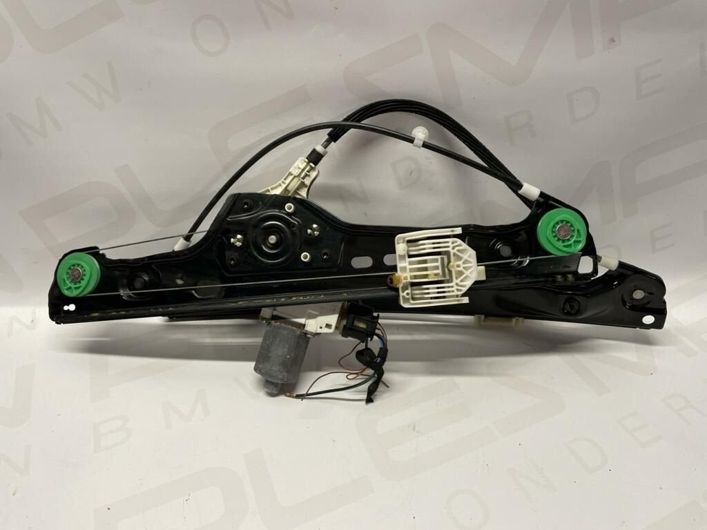 Raammechanisme rechtsvoor BMW E90/E91 7060266, Autos : Pièces & Accessoires, -, Utilisé, -, Enlèvement ou Envoi