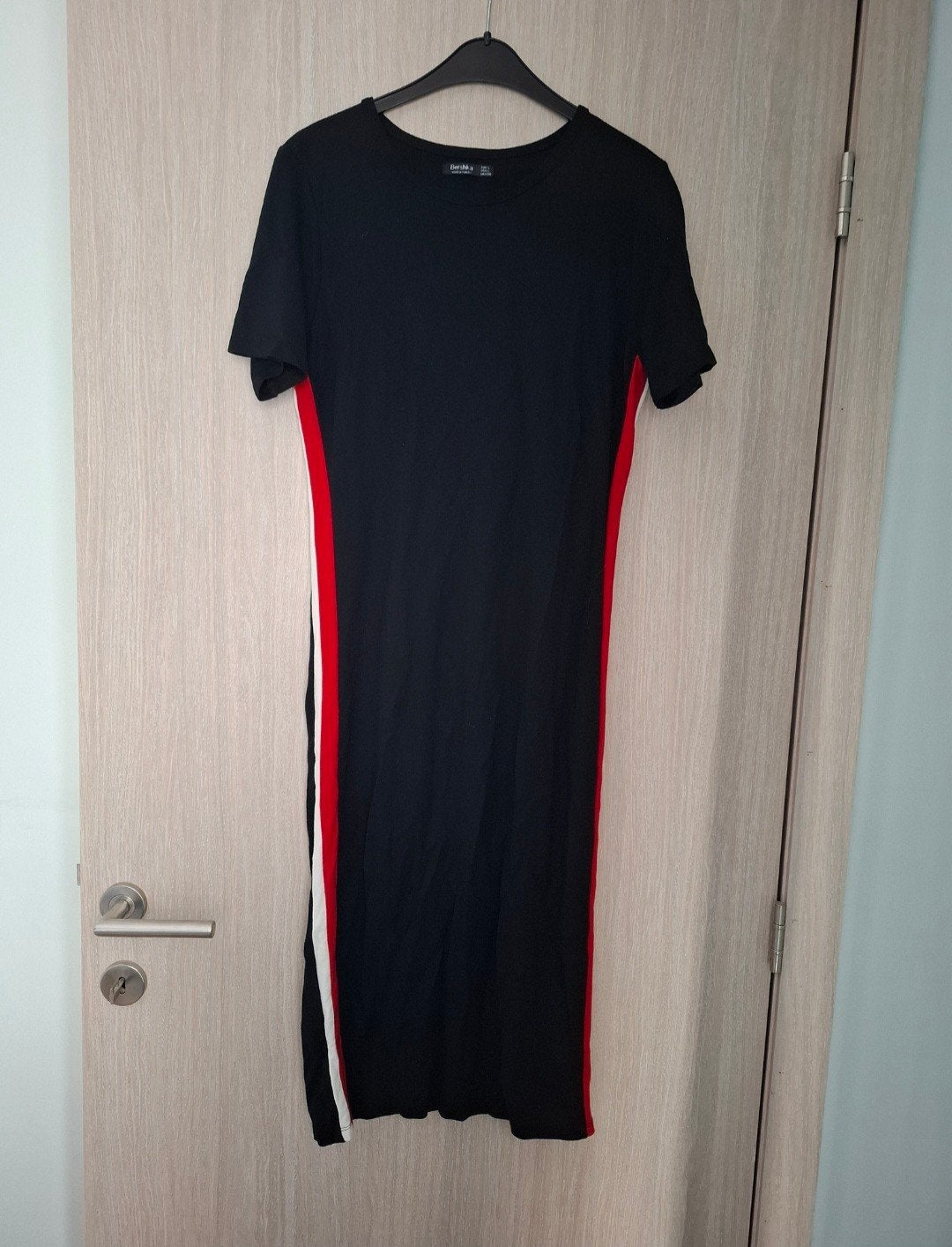 Lange jurk Bershka maat L, Bershka, Ophalen of Verzenden, Zo goed als nieuw, Maat 42/44 (L)
