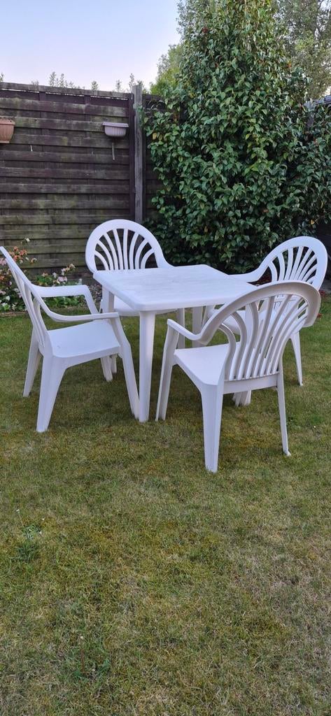 Hartman tafel en 4 stoelen, Ophalen
