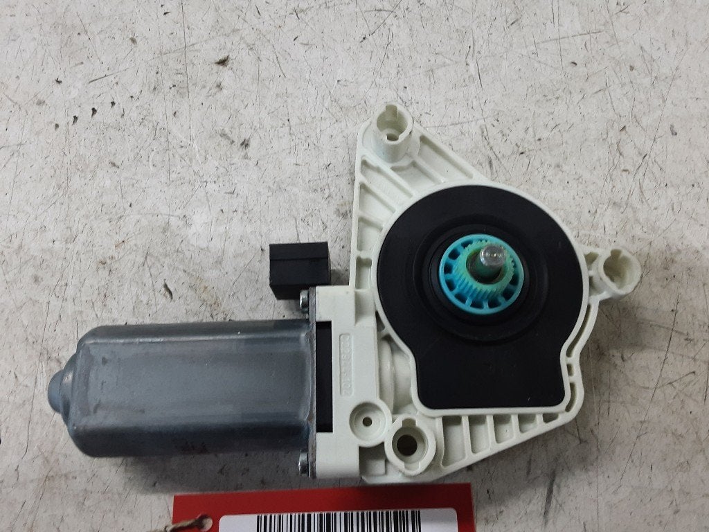 MOTEUR LEVE VITRE ELECTRIQUE AVANT GAUCHE Golf VII (AUA), Autos : Pièces & Accessoires, Volkswagen, Volkswagen AG, Utilisé, Kundenbetreuung@volkswagen.de