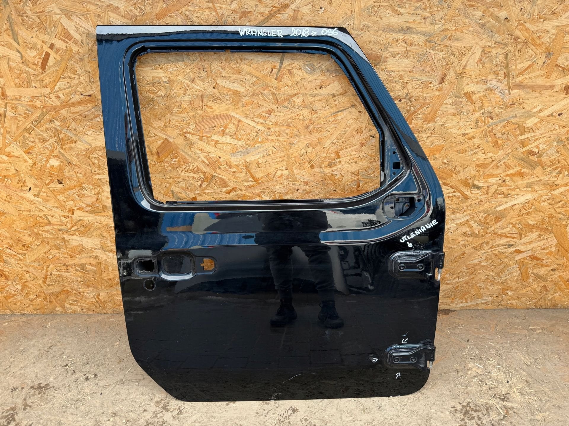 Jeep Wrangler JL Portier Rechts, Auto-onderdelen, Gebruikt, Rechts, Info@stellantis.com, Taurusavenue 1
2132 LS  Hoofddorp, NL