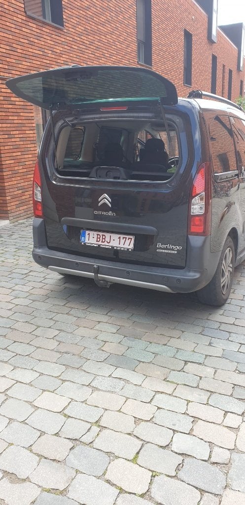 Citroën Berlingo, Achat, Euro 6, Entretenue par le concessionnaire, Noir