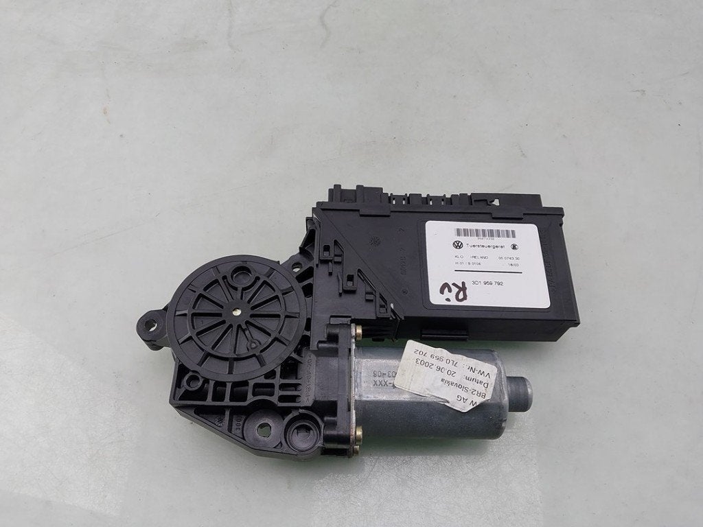 MOTEUR LEVE VITRE ELECTRIQUE Volkswagen Touareg (7LA / 7L6), Autos : Pièces & Accessoires, Dhr. J. Ham, Volkswagen, Administratie@autoham.nl