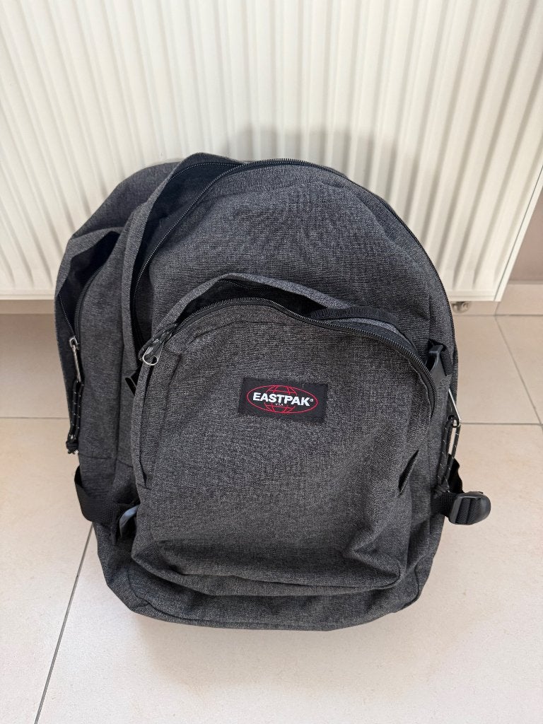 Sac à dos eastpak, Handtassen en Accessoires, Tassen | Rugtassen, 25 tot 40 cm, Ophalen of Verzenden, Zo goed als nieuw, 30 tot 45 cm