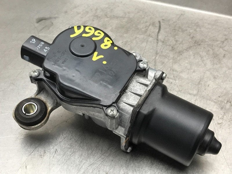 MOTEUR ESSUIE-GLACE AVANT Qashqai (J11) (|9216C119A|), Germany@nissan-services.eu, Kronenweg 38
50389  Wesseling, DE, Utilisé