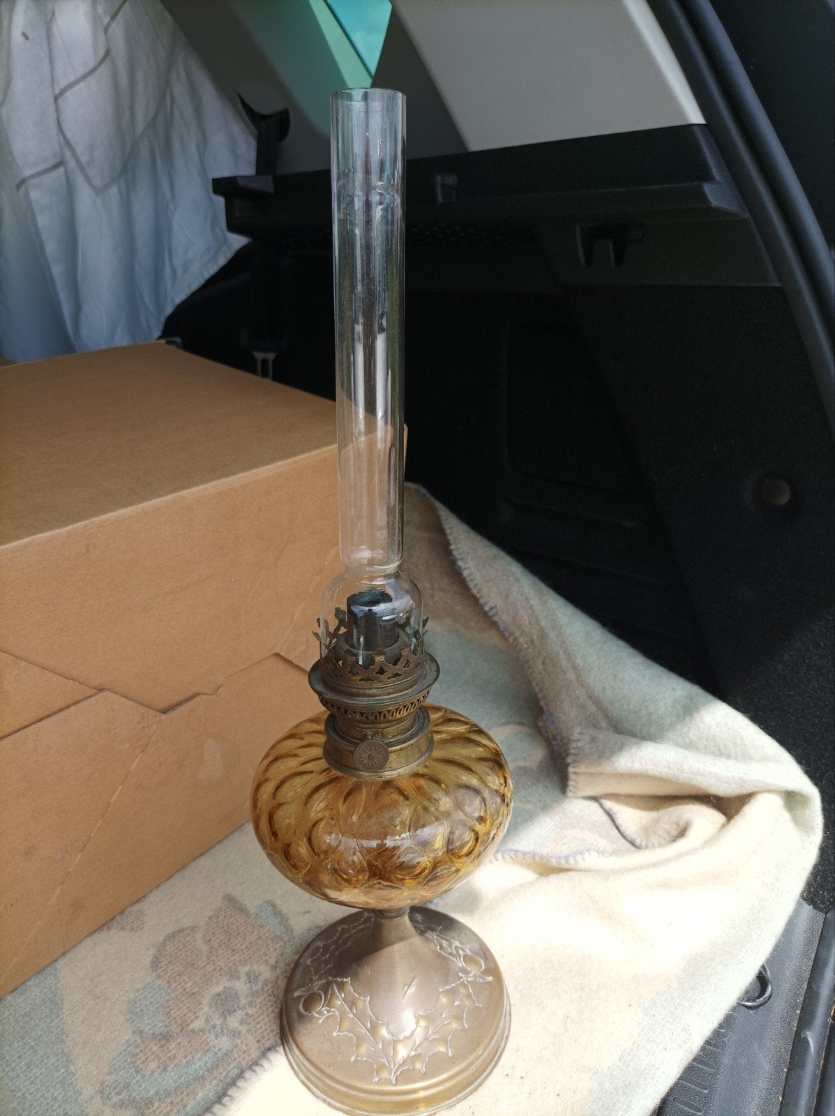lampe ancienne, Enlèvement