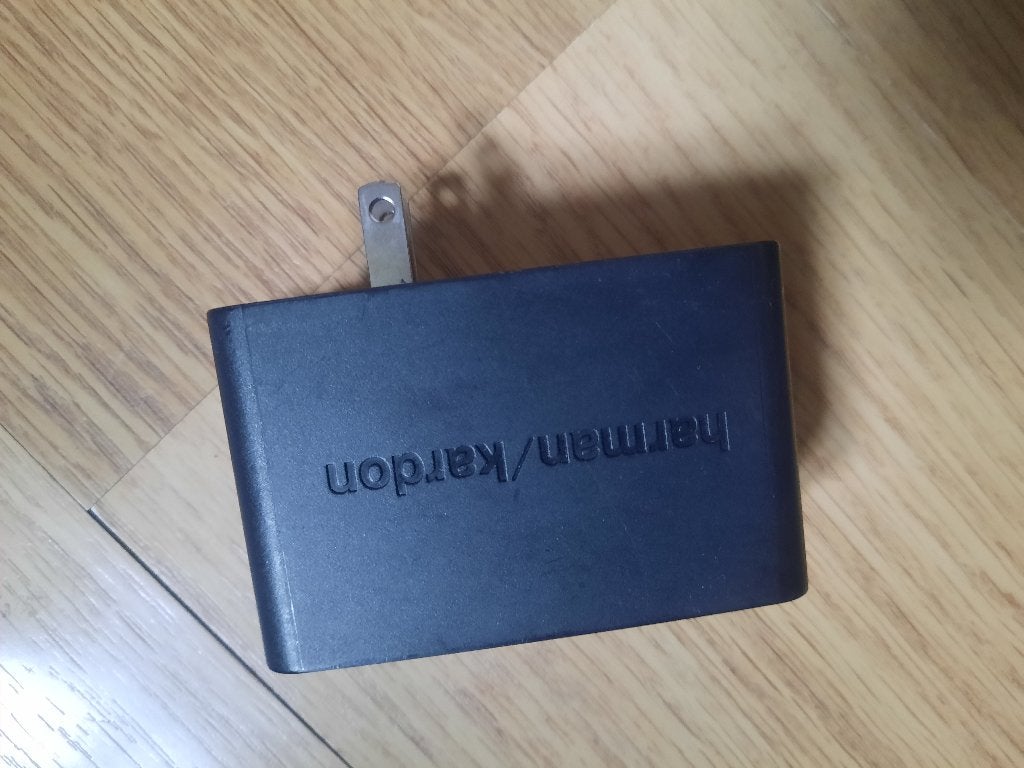 Harman Kardon 3x USB Adaptateur Chargeur, Informatique & Logiciels, Ordinateurs & Logiciels Autre, Enlèvement ou Envoi, Utilisé