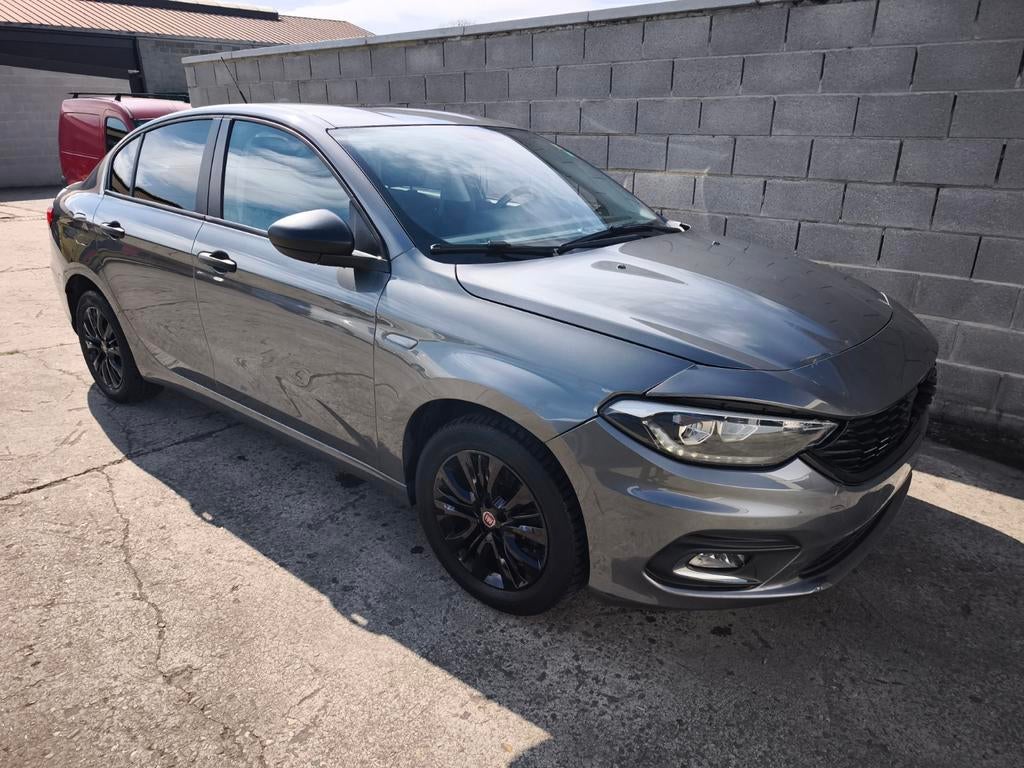 Fiat Tipo 1.4 benzine licht beschadigd, Auto's, Euro 6, Bedrijf, Tipo, Airconditioning