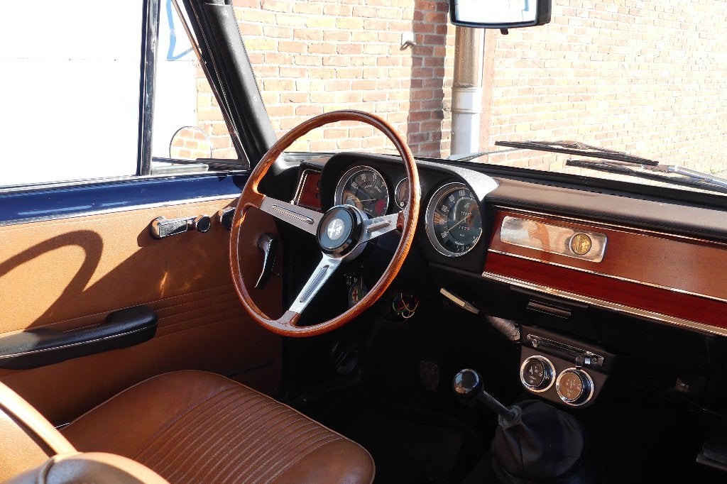 Alfa Romeo Giulia 1600, foto 10