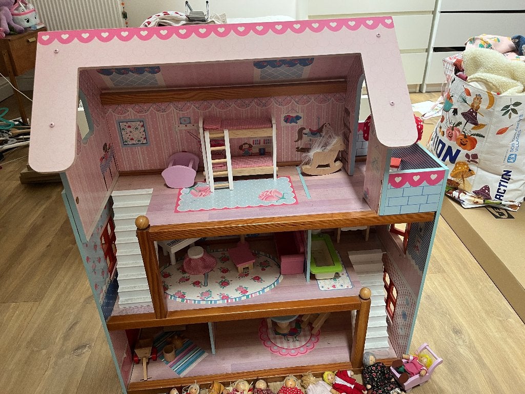 Prachtig poppenhuis, Ophalen, Zo goed als nieuw, Poppenhuis