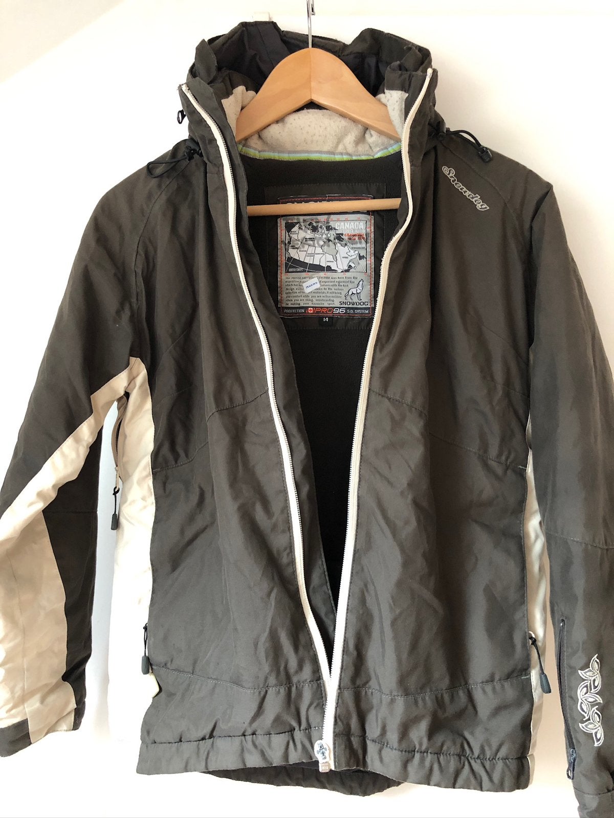 Veste de ski marron/beige Fille Snowdog Taille 14 ans, Enlèvement ou Envoi, Blouson, Taille 34 (XS) ou plus petite, Porté