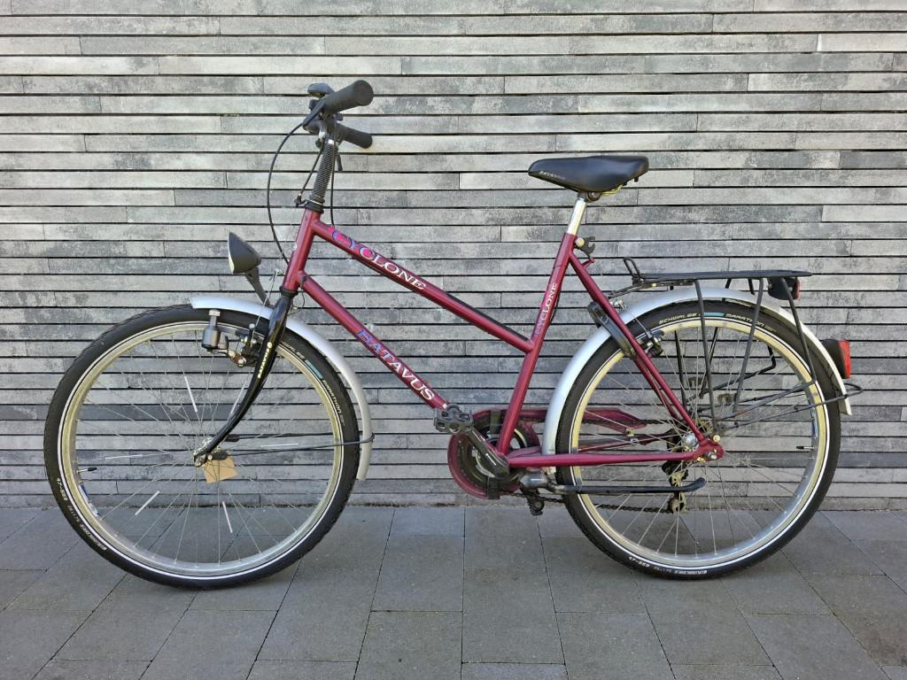 Damesfiets Batavus, Ophalen, Gebruikt, Velgrem, Batavus