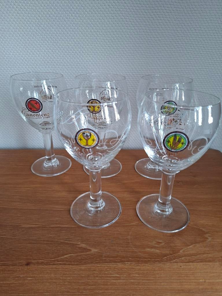 5 Leffe glazen, Enlèvement, Leffe