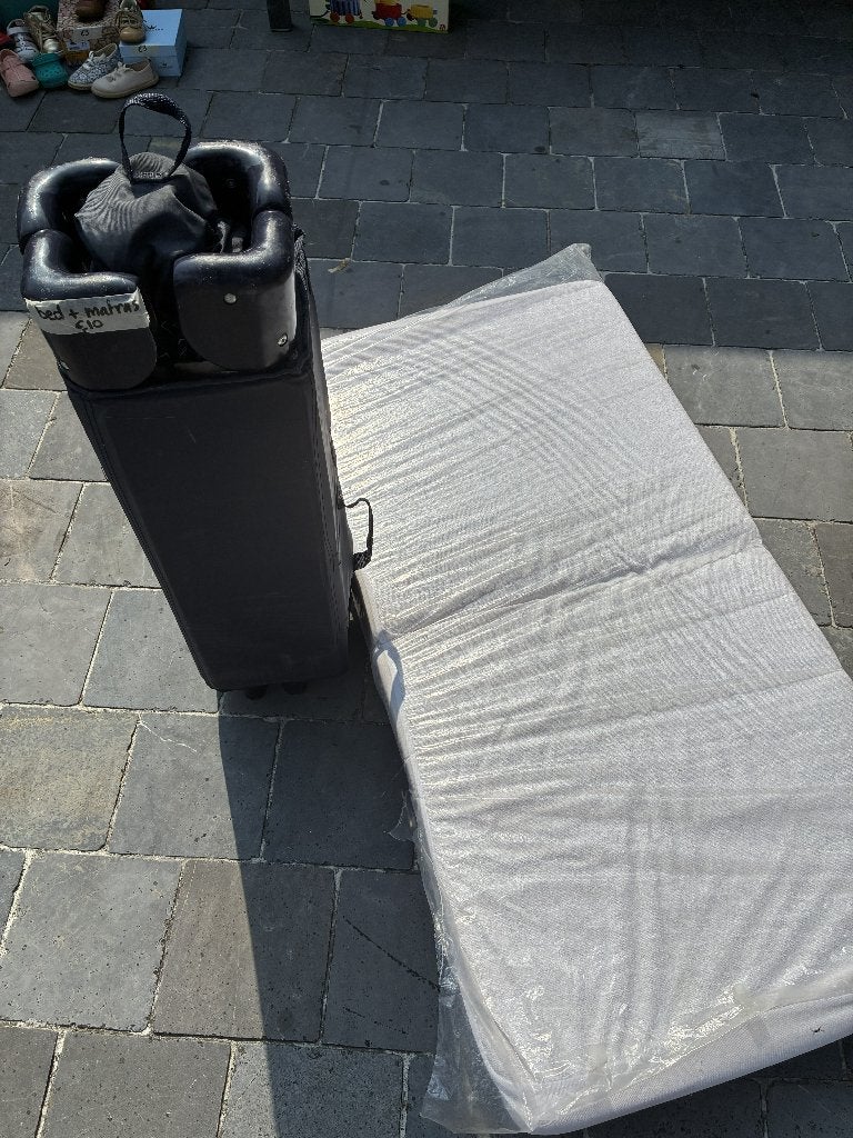 Reisbed inclusief extra matras met matrasbeschermer, Enfants & Bébés, Chambre d'enfant | Lits, Matelas, 85 à 100 cm, Enlèvement