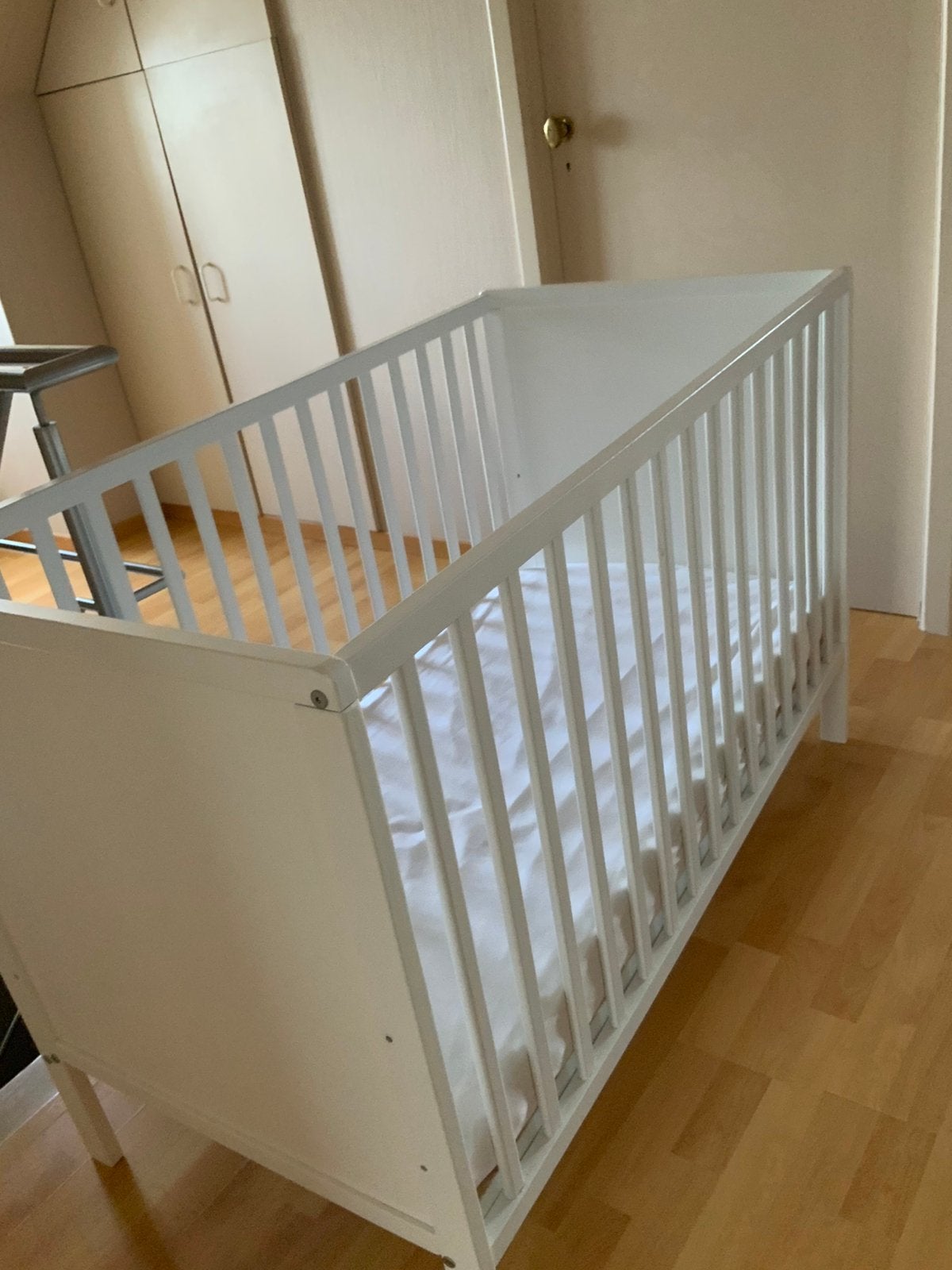 Kinderbedje met matras, Enlèvement, Comme neuf, Autres types