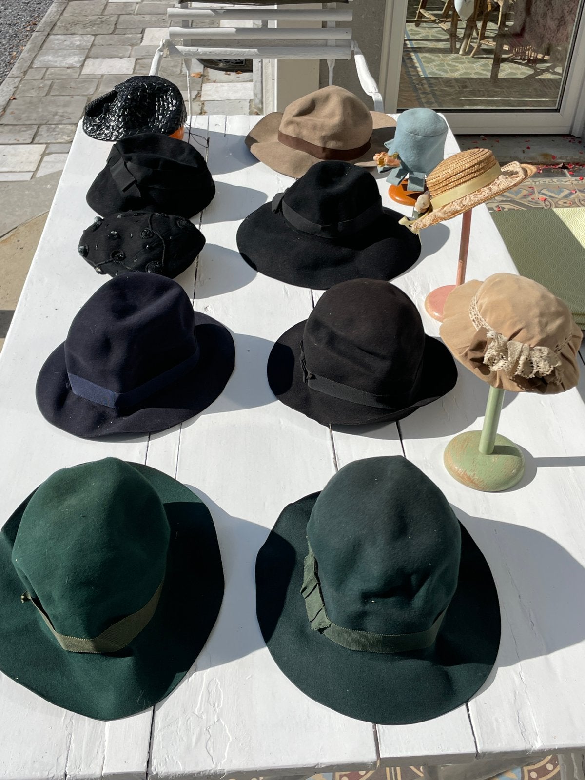 Set hoeden voor oude dames. Jaren 50-60, Kleding | Dames, Ophalen, Gedragen