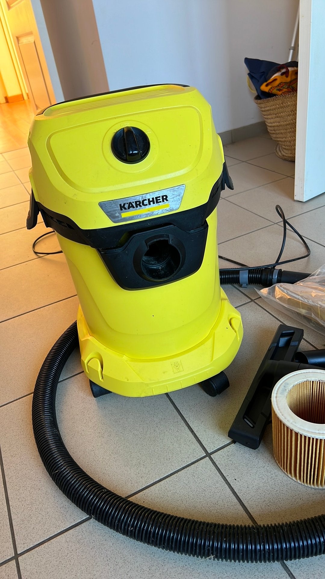 Kärcher WD 3 stofzuiger voor nat en droog gebruik, Ophalen, Zo goed als nieuw