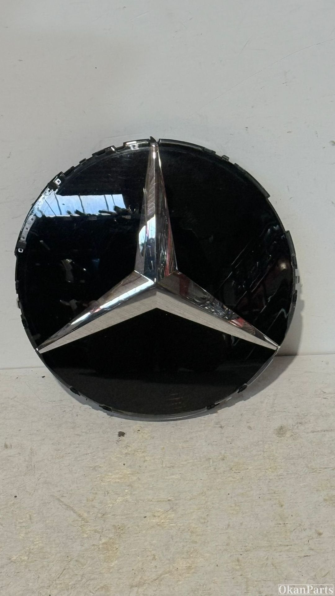 Mercedes-Benz A0008880500 Embl me Distronic Logo toile, Autos : Pièces & Accessoires, Info@fabrikant.eu, Fabrikant BV, Fabrikantstraat 1
1000 AA  Amsterdam, NL