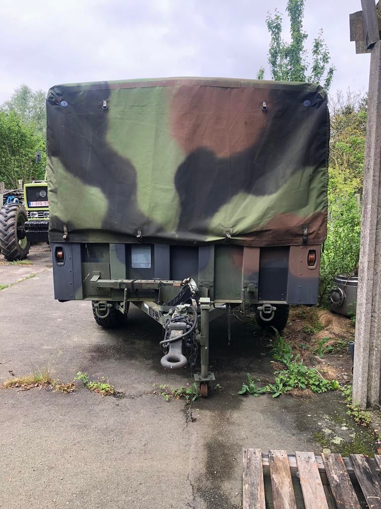 Aanhanger leger army hummer, Ophalen