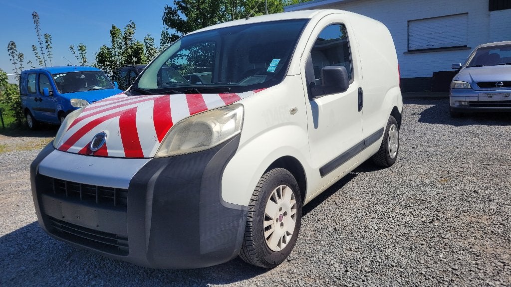 fiat fiorino 1.3jtd GEKEURD AIRCO TREKHAAK BTW WAGEN 2010, Auto's, Voorwielaandrijving, Stof, 4 cilinders, Wit