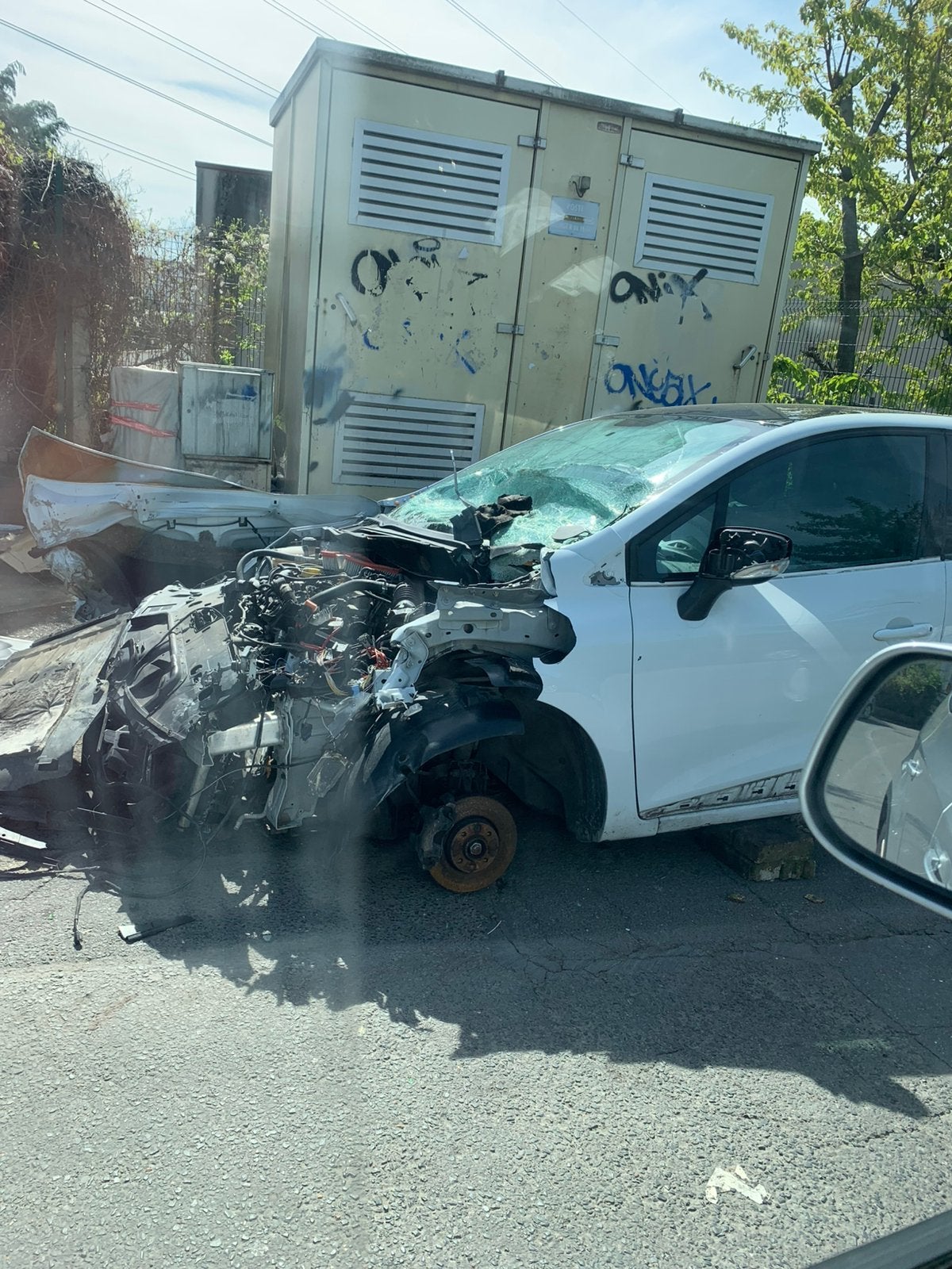 Achète voiture accidentée en panne même déclassée, Enlèvement