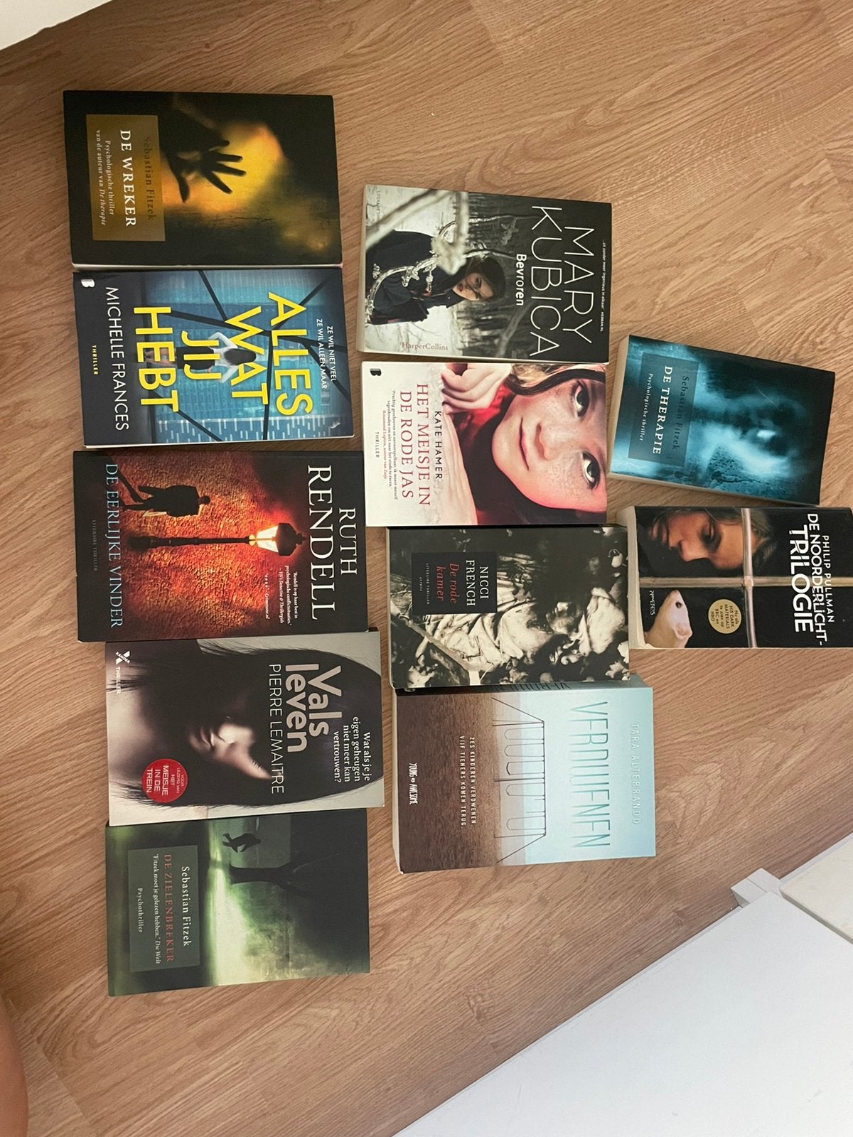 11 thrillers, Boeken, Ophalen, Zo goed als nieuw