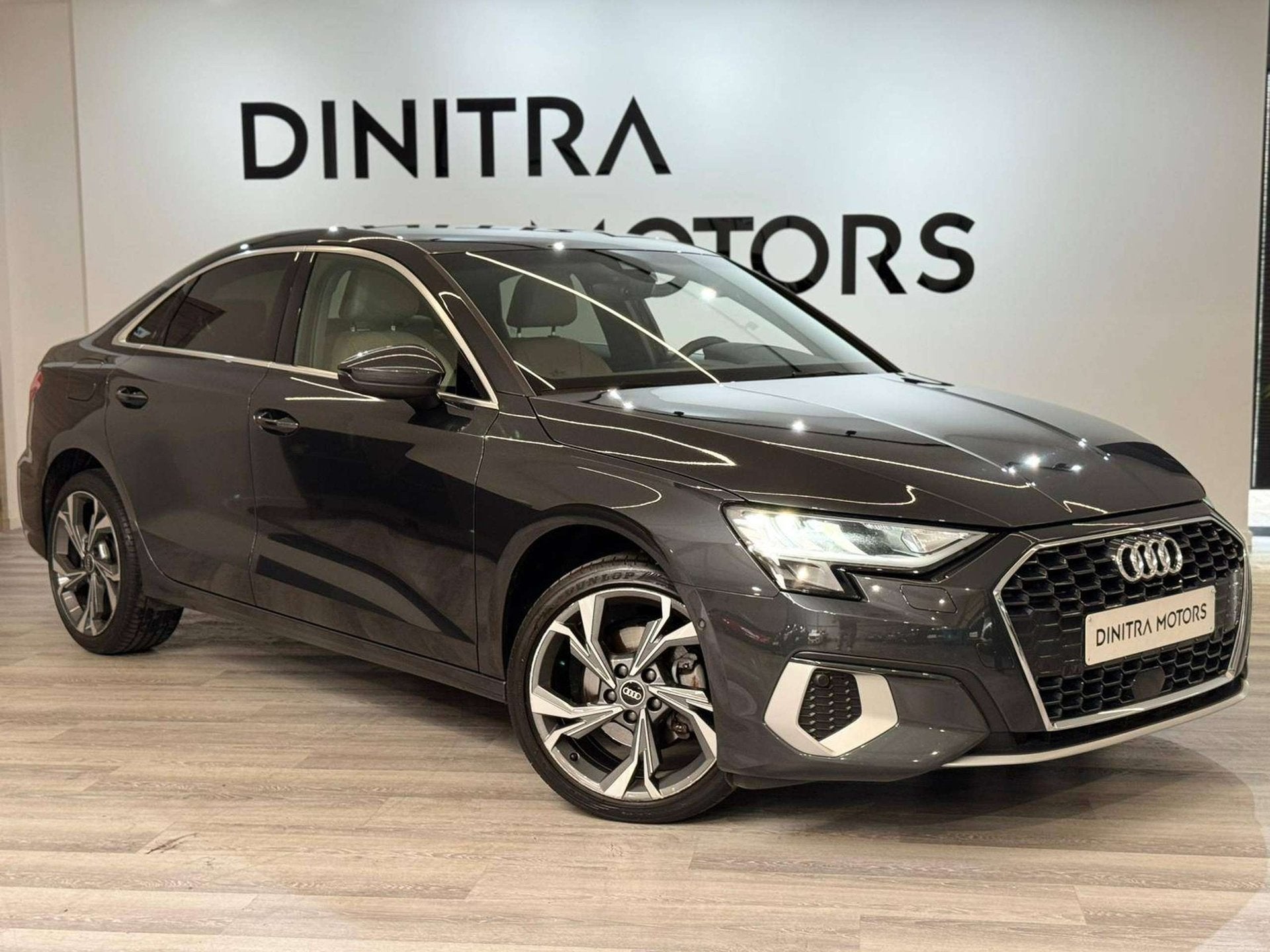 Audi A3 Sportback 30 TFSI Business Advanced - ACC/LED/Carpla, Autos, Phares entièrement LED, Argent ou Gris, Achat, Entreprise