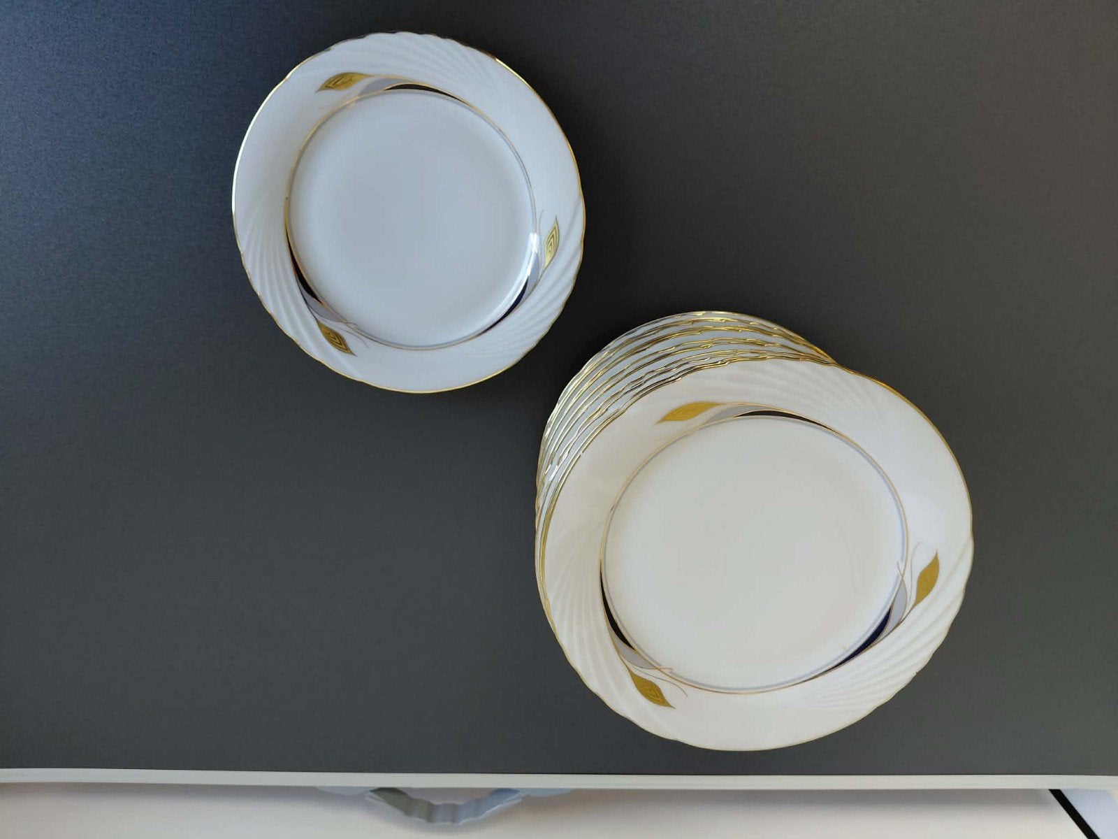 servies 18 dessertborden, Ophalen