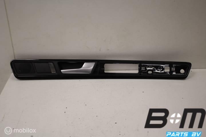 Deurlijst RV (bijrijderskant) VW Touareg 7P 7P6837114, Gebruikt