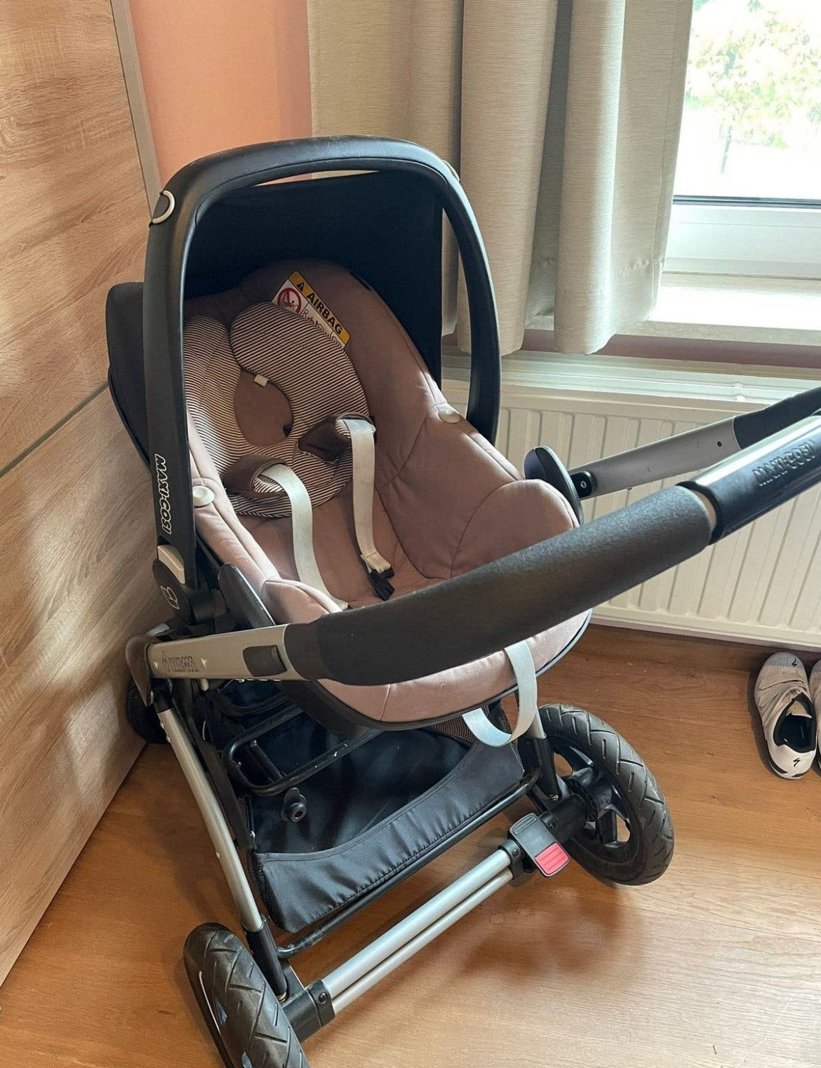 Complete Maxi-Cosi Mura Plus 3 combiwagen set, Ophalen, Luchtbanden, Zo goed als nieuw, Combiwagen