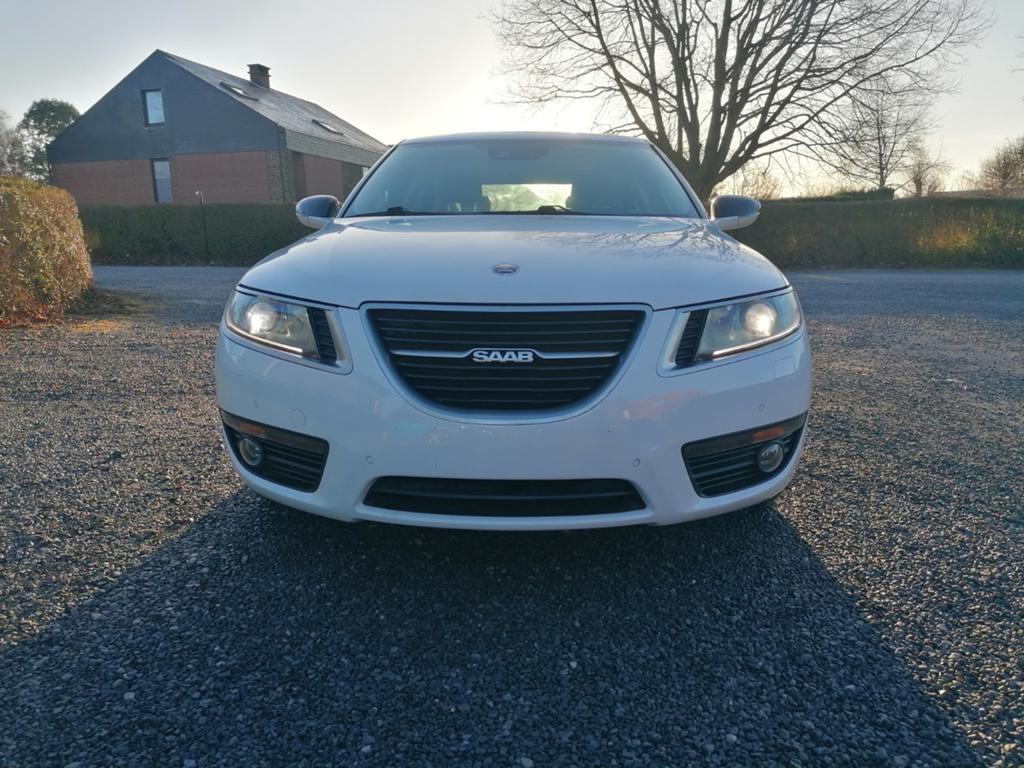 Saab 9 5 vector 2.0 Tid automatique, Autos, Saab, Cuir, Euro 5, 4 portes, Carnet d'entretien