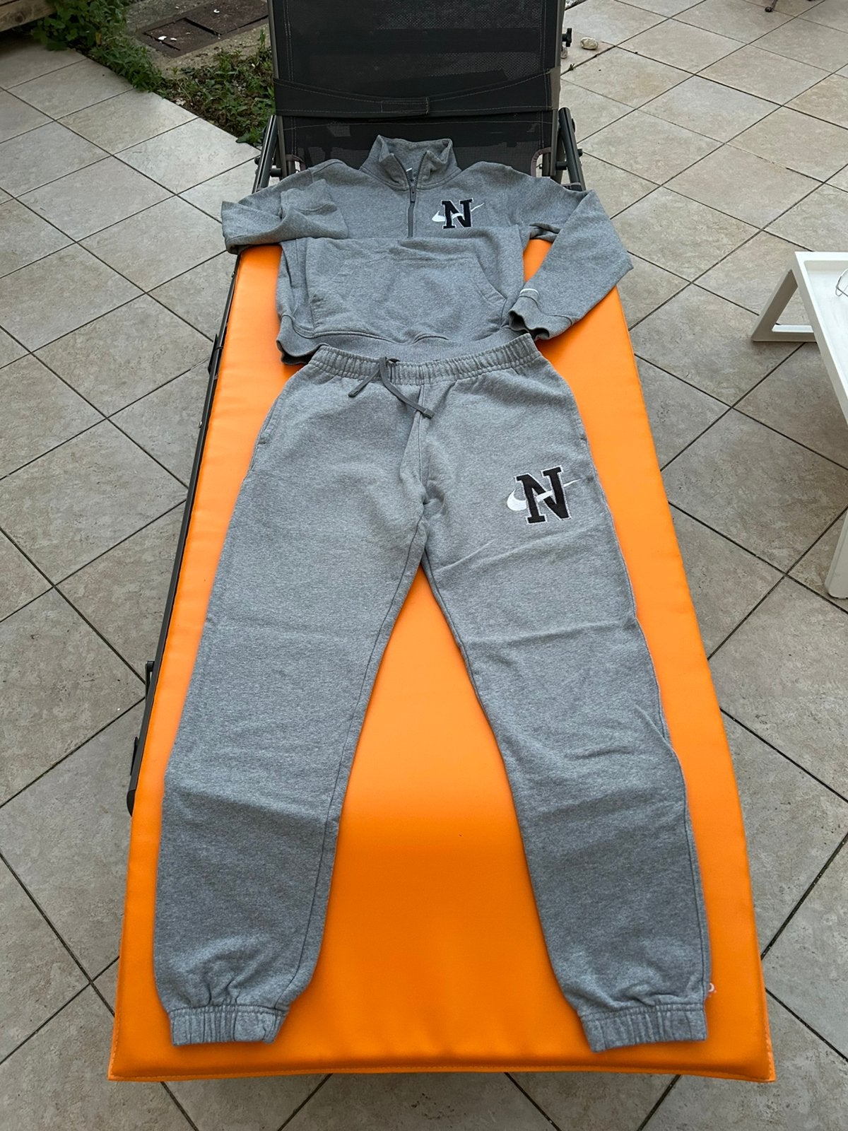 Training gris Nike ensemble de 2 pièces taille Snon etat, Enlèvement, Gris