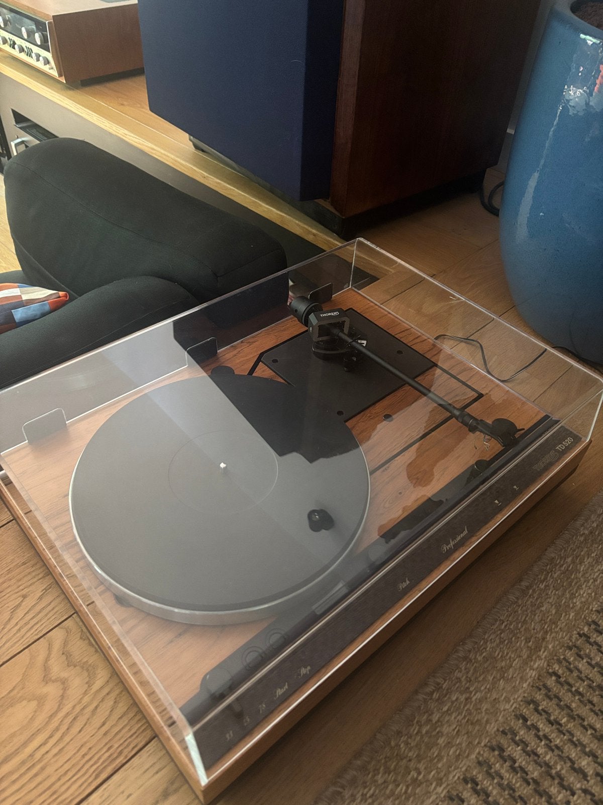 Thorens 520, Réglage pitch, Tourne-disque, Thorens, Enlèvement