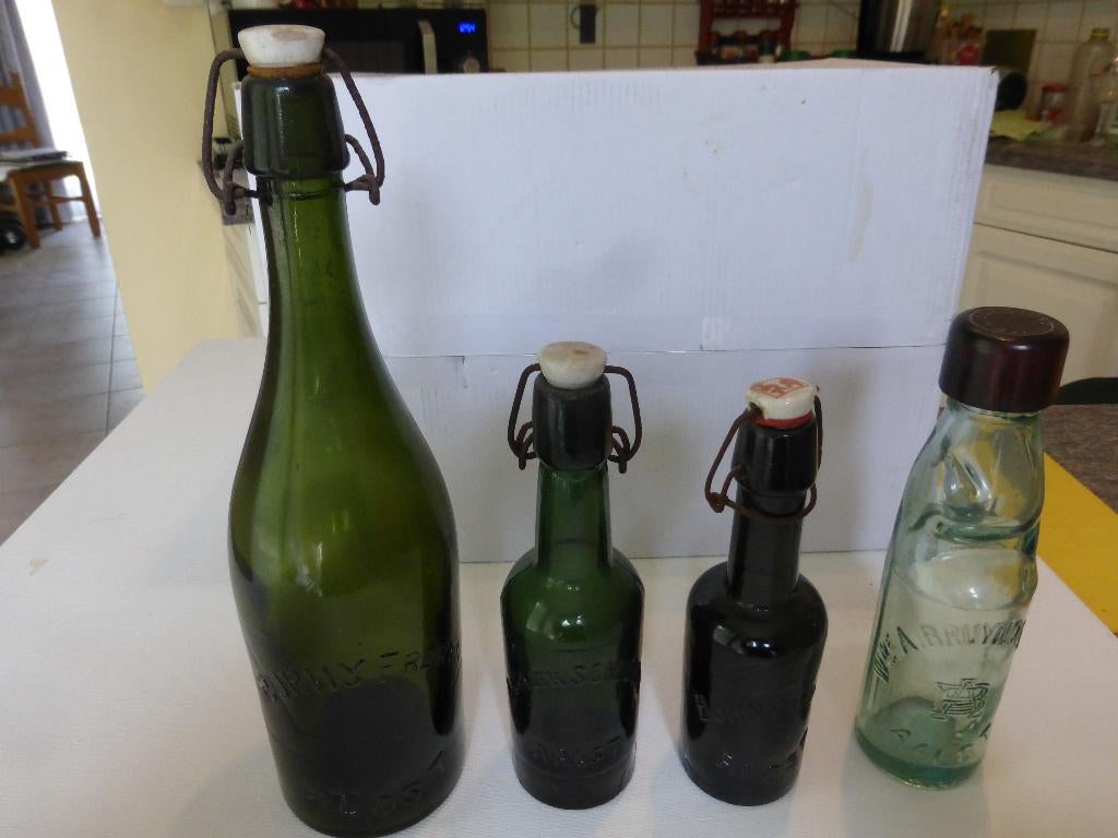 3 oude bierflessen +1 limonadefles ( Aalst), Enlèvement ou Envoi, Utilisé, Autres marques