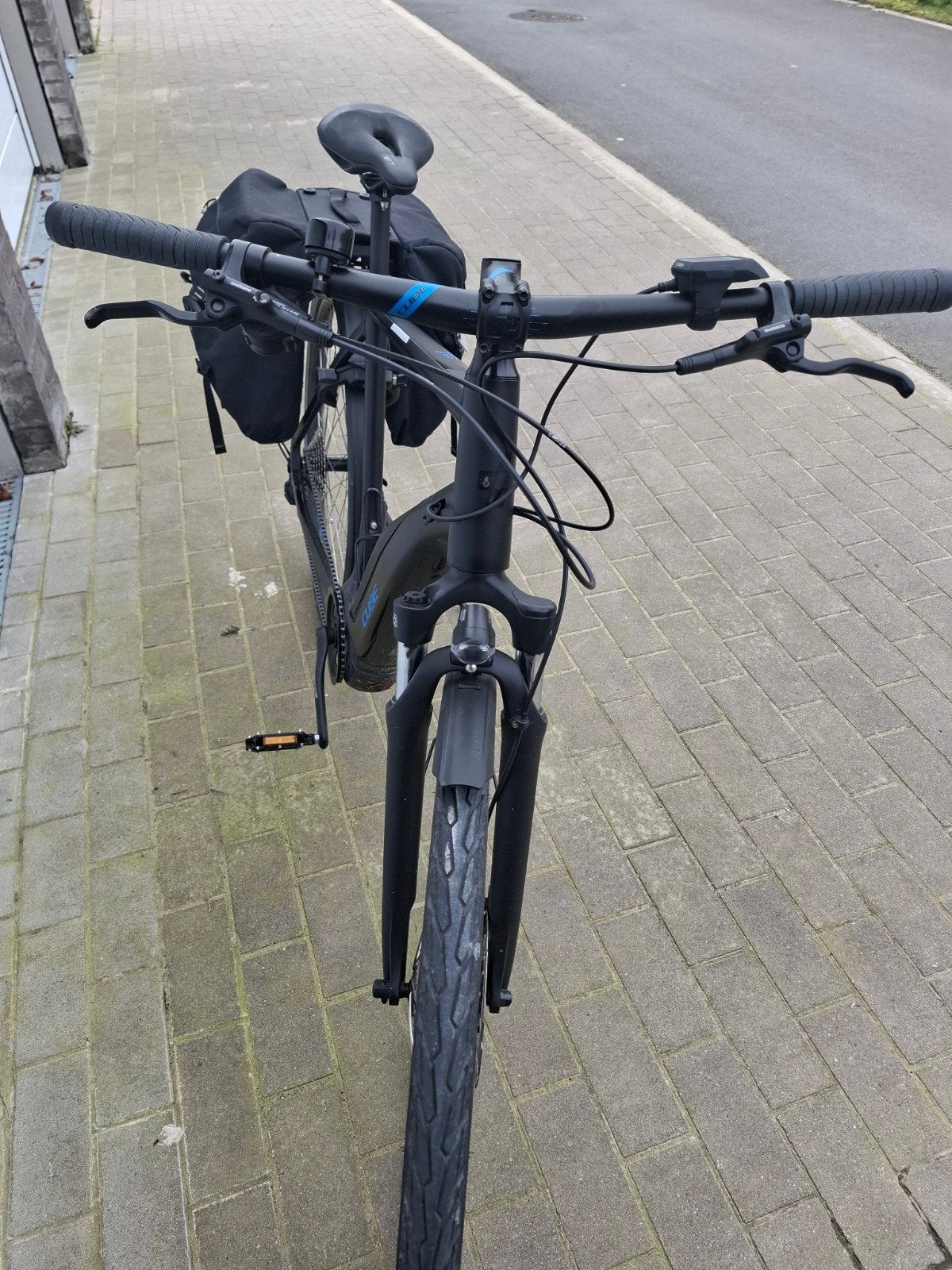 e bike hybride Cube, Fietsen en Brommers, Fietsen | Heren | Sportfietsen en Toerfietsen, 28 inch, Zo goed als nieuw, 15 tot 20 versnellingen