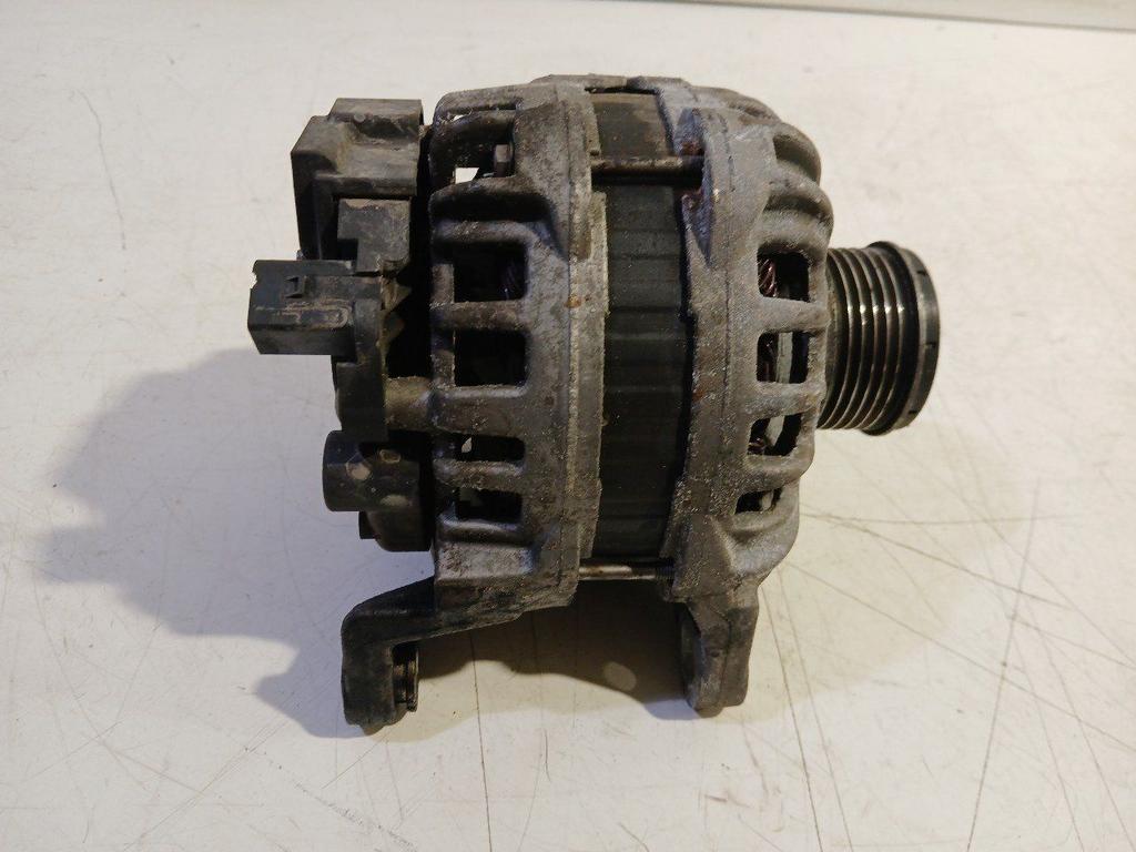 Dynamo Iveco New Daily, Onderdelen@venauto.nl, Van der Ven Autorecycling B.V., Ettenseweg 76, 4706 PB Roosendaal, The Netherlands
